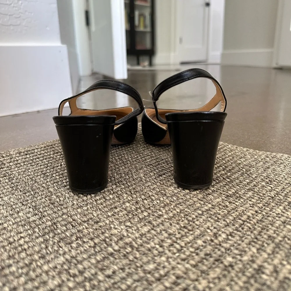 CHANEL Black Interlocking CC Logo Leather Slingback Pumps - Picture 5 of 15